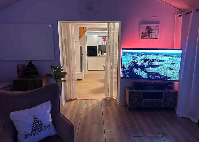 Krecia Dolina - Kaszubskie Wzgorza * Barkocin